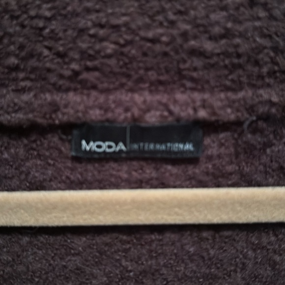 Moda Victoria Secret sweater - Picture 3 of 3